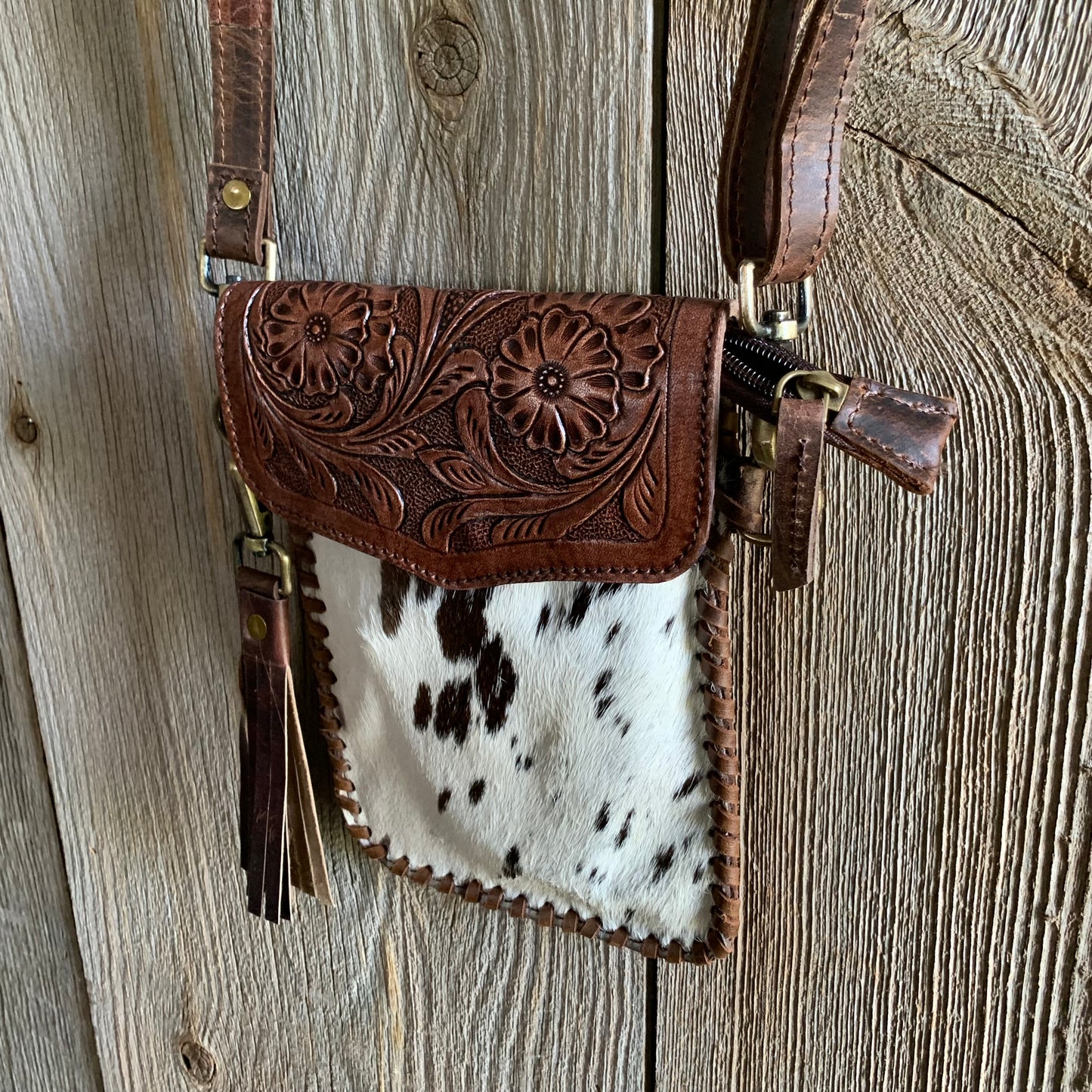 Cowhide Tooled Fringe Purse - 09
