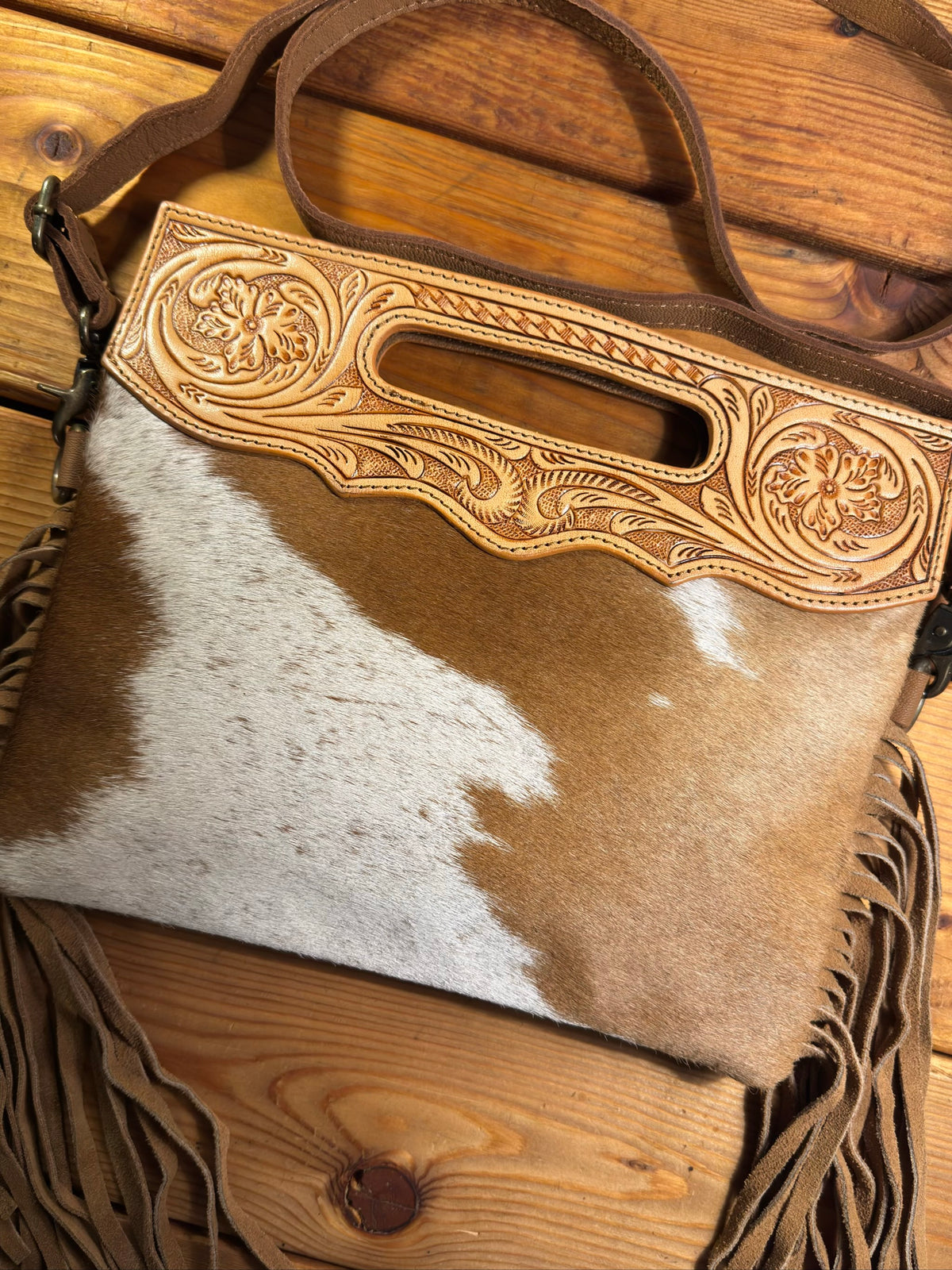Light Tooling Cowhide Purse - LP03