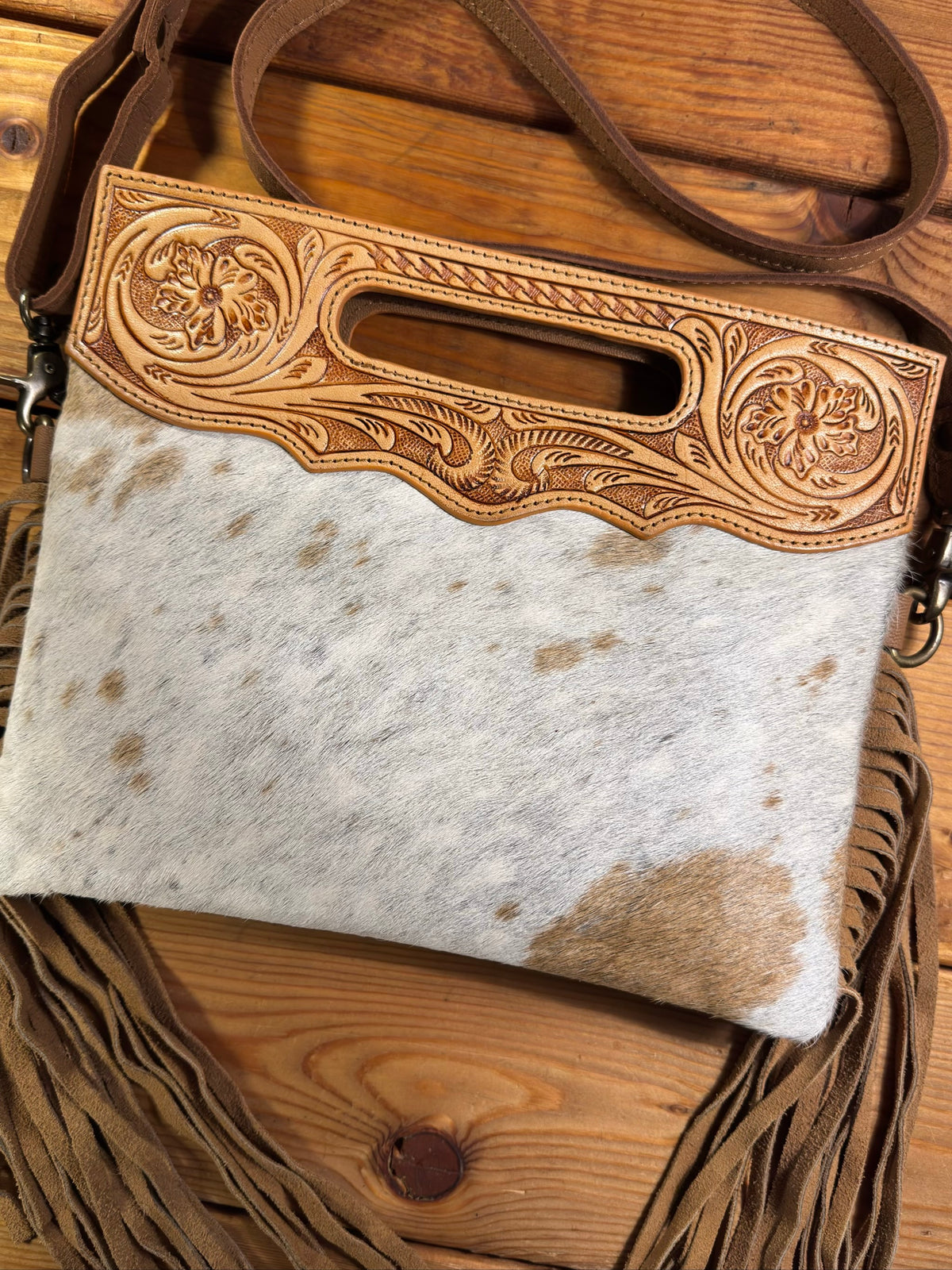 Light Tooling Cowhide Purse - LP02